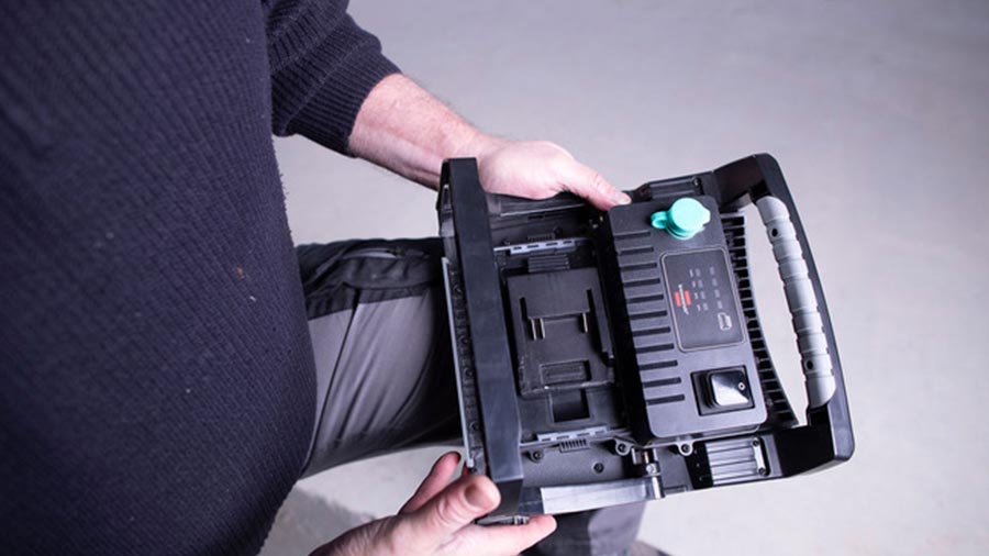 projecteur multi batterie 18 V 6050 MH hybride rechargeable Brennenstuhl projecteur multi batterie 18 V 6050 MH hybride rechargeable Brennenstuhl